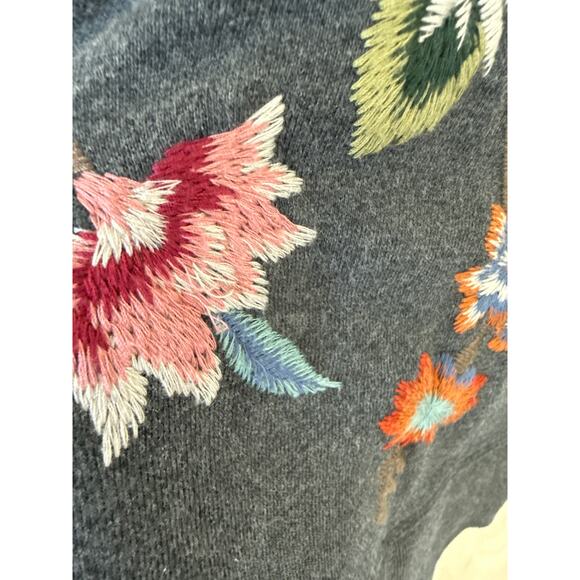 JOHNNY WAS Renata Raglan Sweatshirt Size Small - Picture 8 of 8